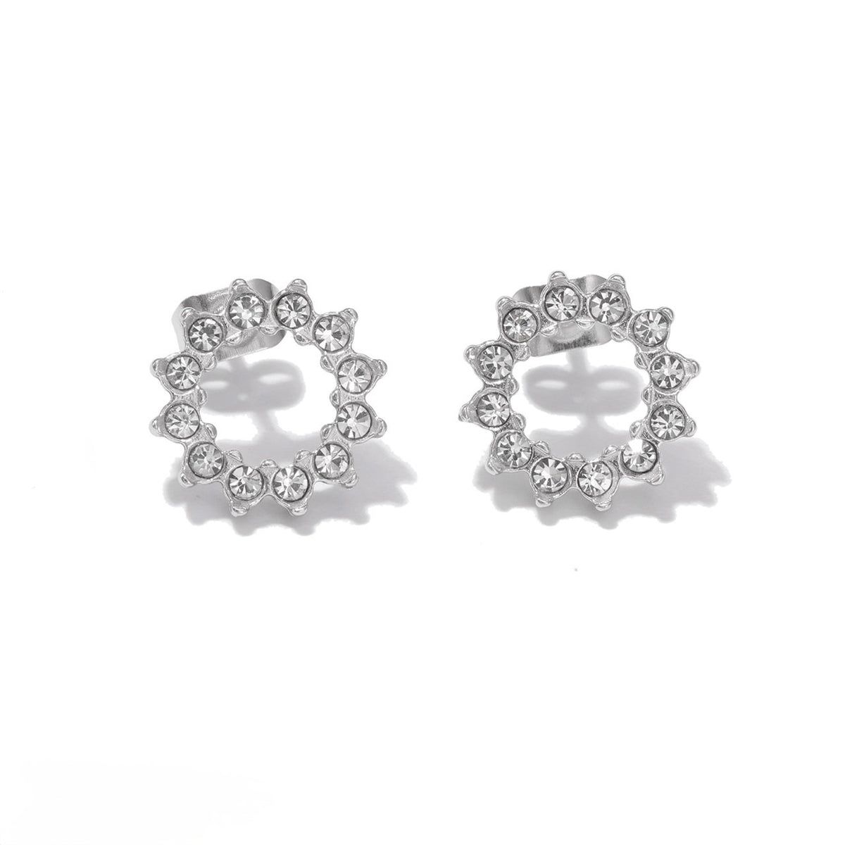 Aretes picos con diamantes
