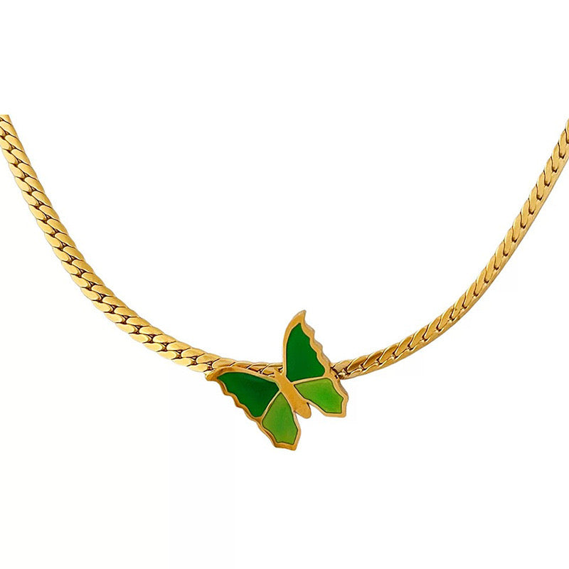 Collar mariposa verde